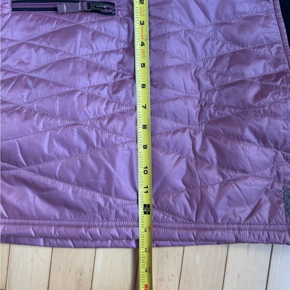 Pink and Black Mini Pencil Skirt with Quilted Style for Athletic Occasions - Picture 6 of 6